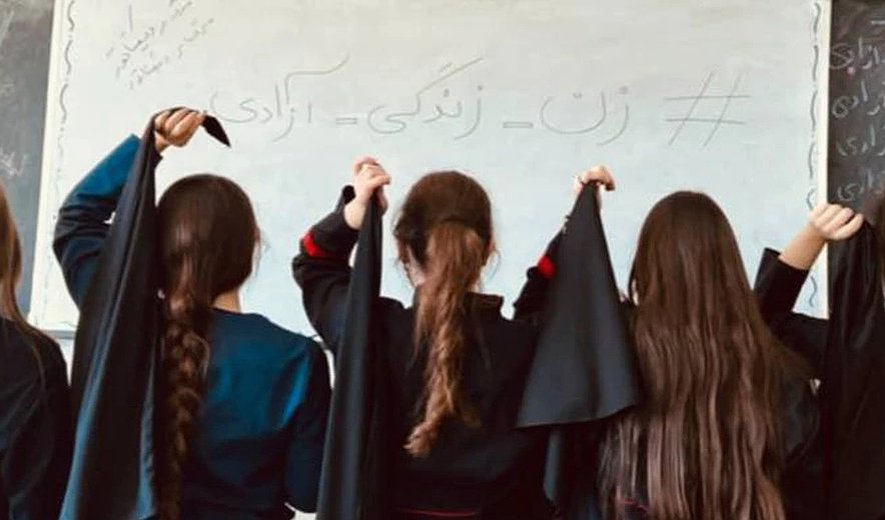 Iran Human Rights Condemns Children Arrests: Islamic Republic Officials are Ones in Need of “Correction”