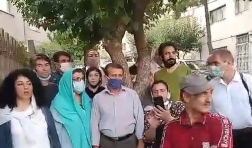 بازداشت چند ساعته تعدادی از فعالان مدنی در پی برگزاری تجمع در حمایت از مردم خوزستان