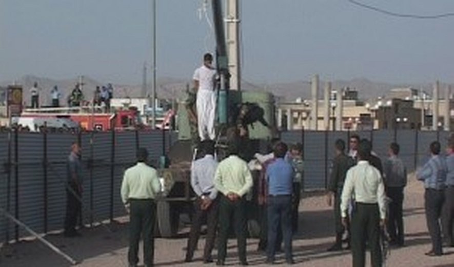 13 Prisoners Hanged to Death in Iran- One Hanged in Public