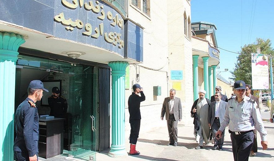 Two Prisoners Hanged in Northwestern Iran 