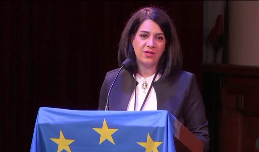بررسی موضوع مزاحمت تلفنی برای اورژانس و آتش‌نشانی در گفت‌وگو با طناز کلاهچیان